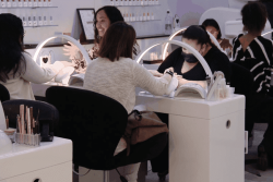 Artisanat : deux femmes, deux parcours pour rebondir malgré la crise