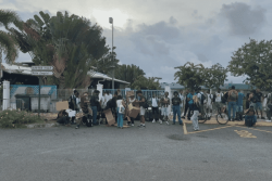VIDEO. Mobilisation des lycéens : tensions et gaz lacrymogènes aux Abymes, feu à Capesterre Belle-Eau, plusieurs établissements bloqués ce mardi matin