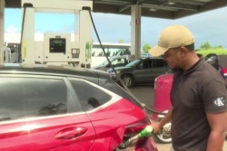 Le gouvernement promet une baisse du prix du gazole de 12 à 18 centimes par litre