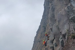 Eboulement entre Roche Plate et la Brèche : les travaux ont débuté, le sentier reste interdit au public