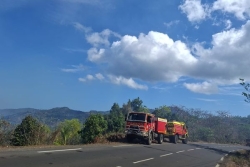 Les pompiers de Mayotte sont venus à bout du feu de forêt qui s'était déclaré près du carrefour Ngwezi