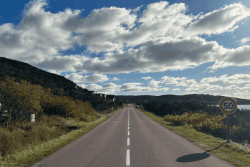 Sur la route de Savoyard, des riverains inquiets face aux conduites dangereuses