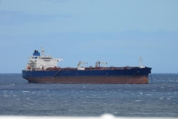 Pétrolier DF PEAK en la baie de La Possession : le navire a été perquisitionné et son capitaine placé en garde à vue