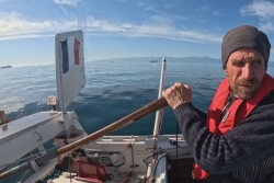 "C'est un extraterrestre"... Yann Quenet fait escale à Nouméa pendant son deuxième tour du monde