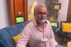 "On ne va pas faire du dialogue et de la proximité en étant armés jusqu'au dos", estime Rémy Brillant, le maire de Papeete
