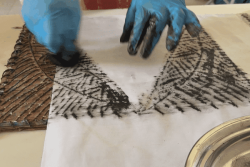 Apprendre la peinture sur tissu pour faire vivre les savoir-faire