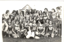 "Certaines d’entre nous jouaient mieux que certains garçons" : le football féminin célèbre ses 50 ans d'existence à Saint-Pierre et Miquelon