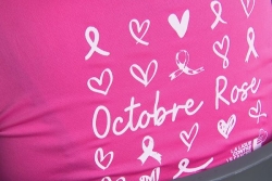 Cancer du sein : en province Nord, des patientes témoignent pour encourager le dépistage
