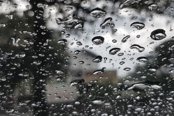 Vigilance jaune fortes pluies et orages à partir de 22h ce dimanche pour le Sud-Est de La Réunion