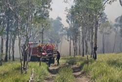 Incendies : les sapeurs-pompiers toujours mobilisés au Mont-Dore et à Koné