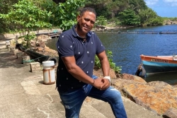 REPORTAGE. "Ce dispositif va vraiment nous soulager" : un barrage expérimental contre les algues sargasses installé au Marigot