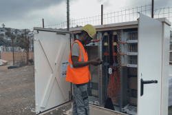 Suspension du déploiement de la fibre optique d'Orange à Mayotte : trois questions pour comprendre l'injonction de l'Autorité de la concurrence