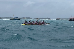 CLASSEMENT. Hawaiki Nui Va'a 2026 : Team OPT prend sa revanche à Tahaa mais Shell reste leader au général