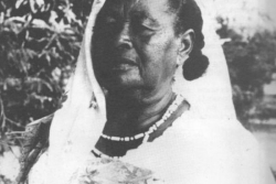 Suivez en direct le Maoulida Shengué en hommage à Zéna M'Déré à Pamandzi